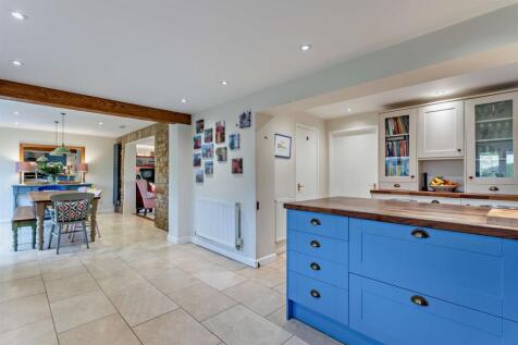 8632303-interior05-800.jpg