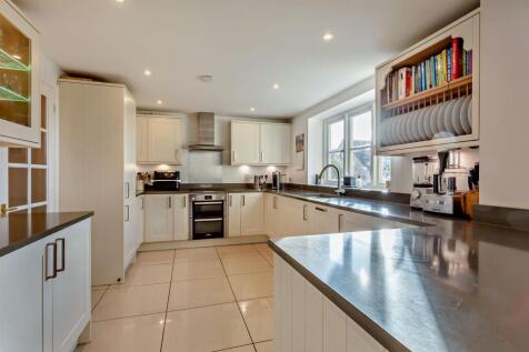 8632723-interior18-800.jpg
