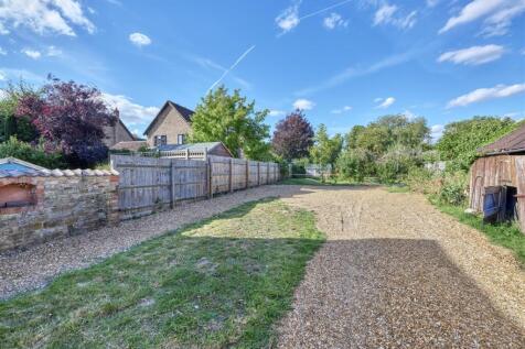 10-08-24-16 Main St Woodnewton-13_HDR.jpg