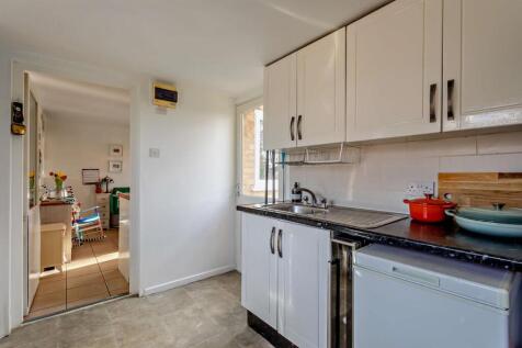 8634520-interior20-800.jpg
