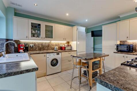 8639690-interior16-800.jpg