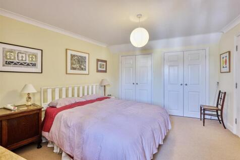 20-6 Bridge View Oundle-20.jpg