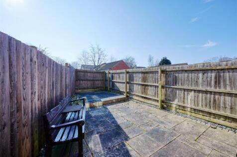 5-6 Bridge View Oundle-5.jpg