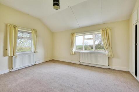 16-Woodfield Farmhouse Gidding-17.jpg