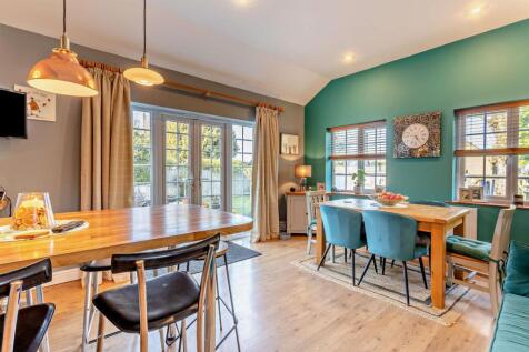 8642655-interior18-800.jpg