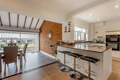 8643310-interior17-800.jpg