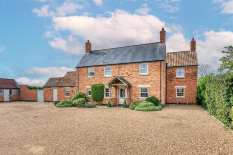 2-Brook Lodge - External-2.jpg