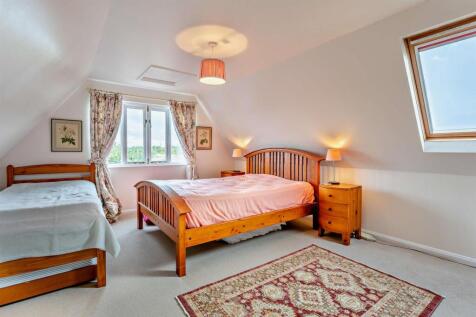 8619915-interior45-800.jpg
