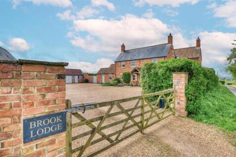 1-Brook Lodge - External-1.jpg