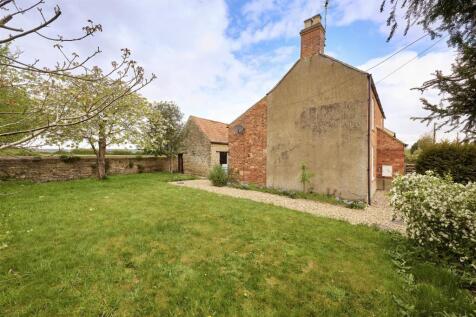 8-123 Main St Aldwincle-8.jpg