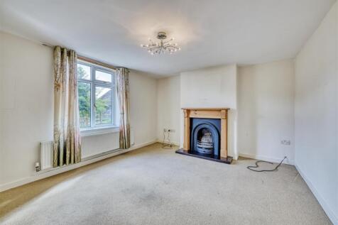 11-123 Main St Aldwincle-11.jpg