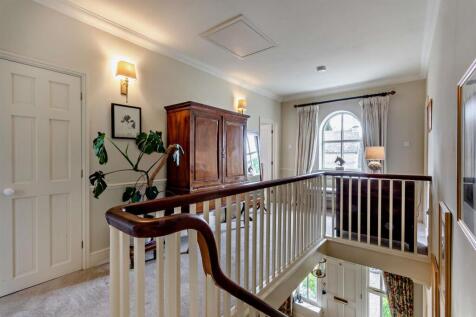 8644961-interior10-800.jpg
