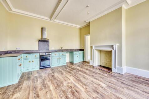 5-Cottage Fermyn Woods-5.jpg