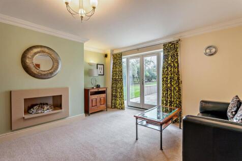 8640262-interior61-800.jpg