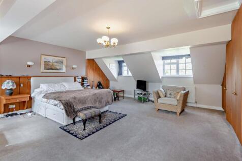 8644725-interior12-800.jpg