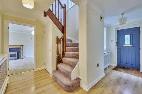15 Sutton Rd Oundle-9.jpg