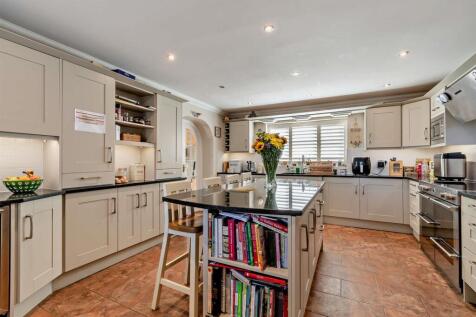 8637103-interior26-800.jpg