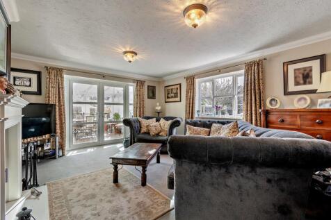 8637103-interior20-800.jpg
