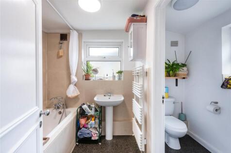 Bathroom &amp; Wc