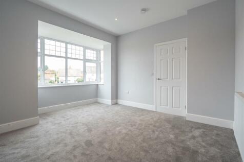 Living Room..jpg