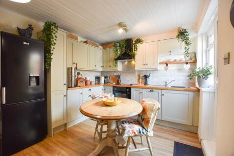 ## Kitchen - Breakfast Room.jpg