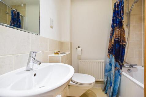 Bathroom.jpg