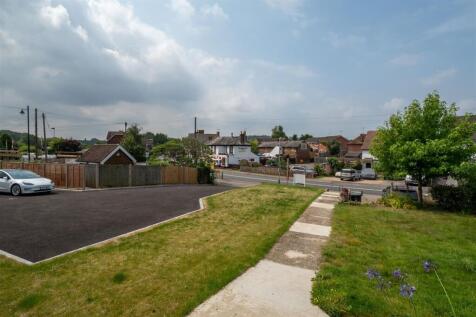 Front garden.jpg