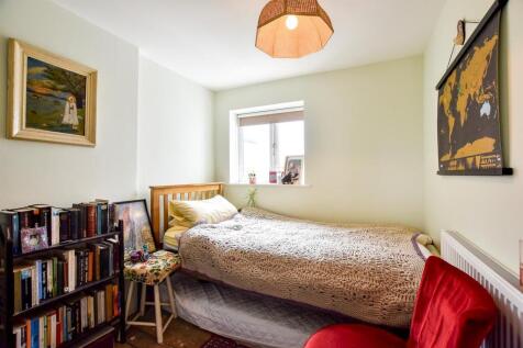 Bedroom 2.jpg