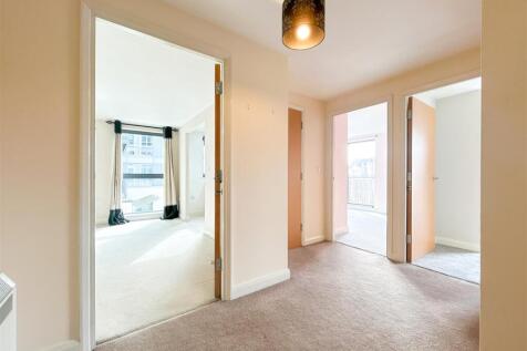 Entrance Hall.jpg