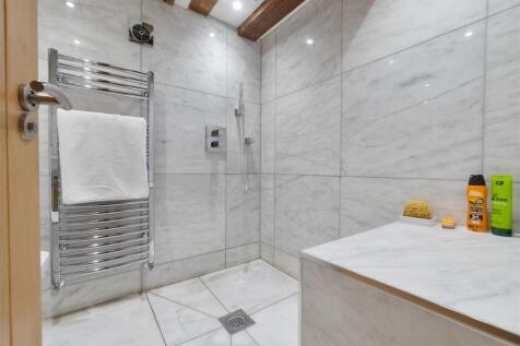 Downstairs Shower Room.jpg