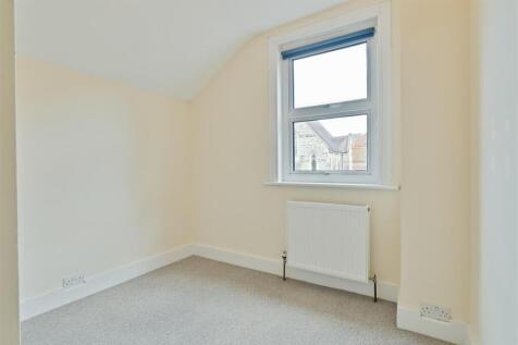 Bedroom 3.jpg