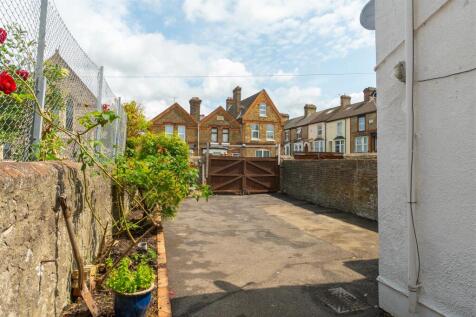 Rear Garden - Parking Area.jpg