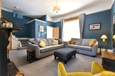 Lounge..JPG