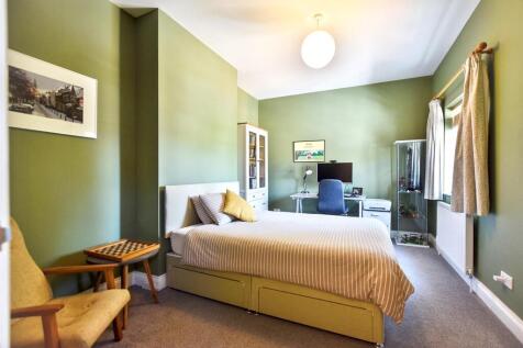 Bedroom 2.jpg