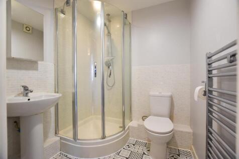 Shower Room.jpg