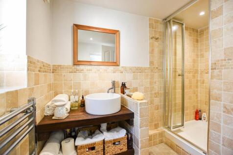Shower Room..jpg