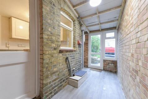 New Road, Ditton11.jpg