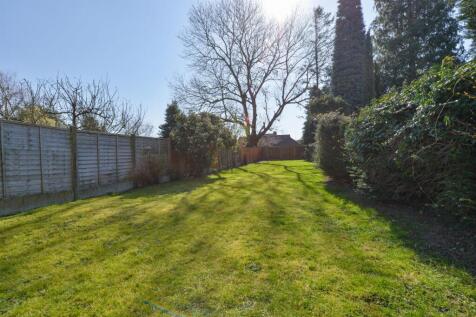 Howland Road Marden20.jpg