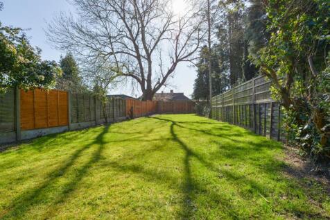 Howland Road Marden21.jpg