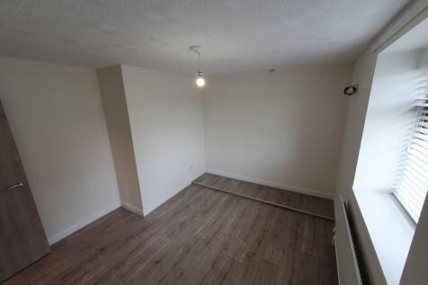 24 Dewhirst Road ...