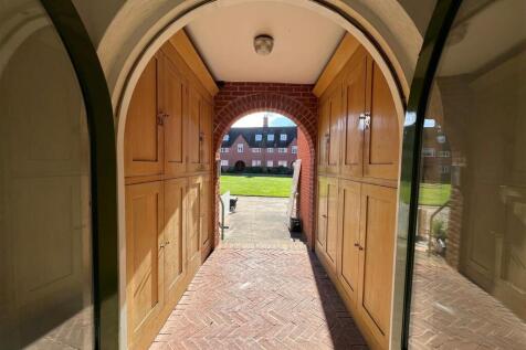 Entrance.jpg