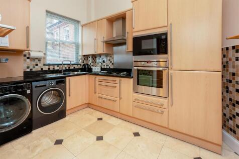 1 Windsor Court-8.jpg