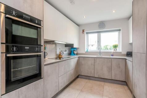 9 Muntjac Drive-6.jpg