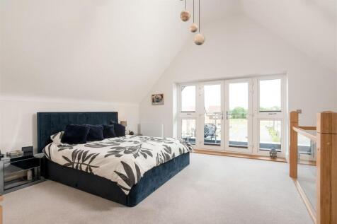 9 Muntjac Drive-21.jpg