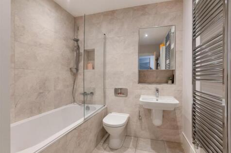 9 Muntjac Drive-19.jpg
