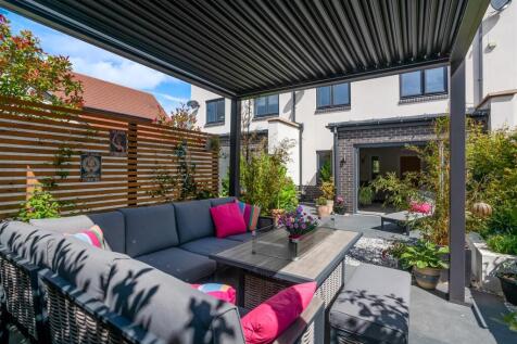 9 Muntjac Drive-13.jpg