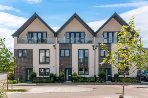 9 Muntjac Drive-2.jpg