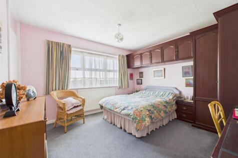 CAM05251G0-PR0021-STILL012.jpg