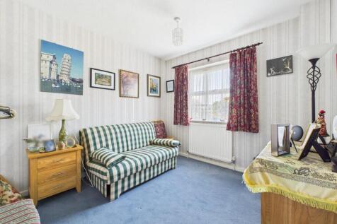 CAM05251G0-PR0021-STILL013.jpg