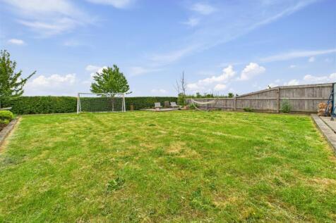 CAM05251G0-PR0036-STILL014.jpg